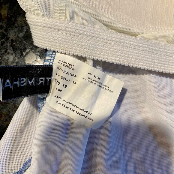 🏖️Trimshaper Tankini swim top🏖️ - Picture 6 of 7